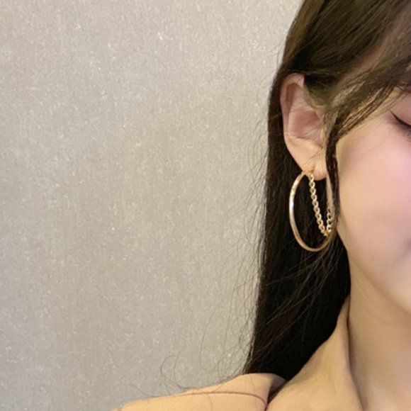 💙Minimalistic Chain Hoops Earrings - Picture 3 of 15